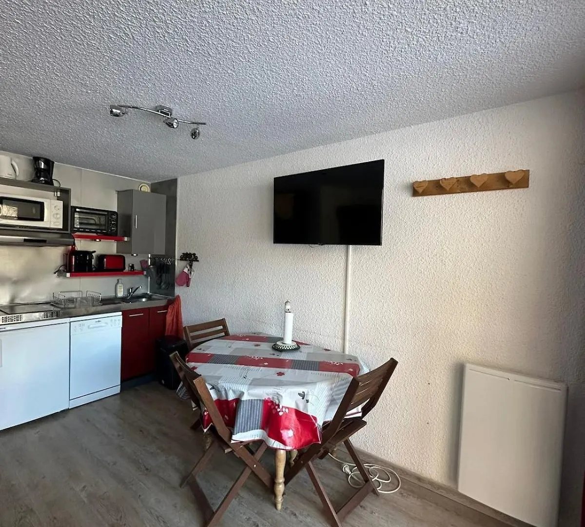 לס דה-אלפס Charmant Appartement 0*, לס דה-אלפס צרפת